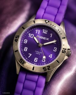 Allergie-vriendelijke zwemhorloge titanium violet | FIBEXTIA02