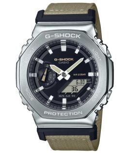 Utility Metal G-SHOCK achtkantige stalen horloge met beige stofband | GM-2100C-5AER
