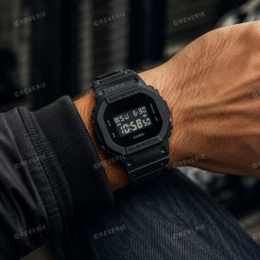 G-SHOCK Stealth Black digitale horloge 200M waterbestendig | DW-5600UBB-1ER