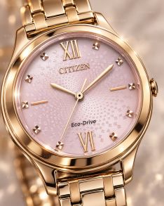 Citizen Eco-drive dameshorloge met parelmoer wijzerplaat | Roségoud vergulde elegantie met kristallen uurmarkeringen en 180 dagen gangreserve | EM0503-75X