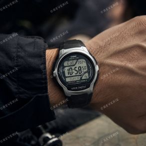 Radio controlled multi-band digitaal horloge met wereldtijd | WV-58R-1AEF