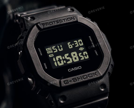G-SHOCK Stealth Black digitale horloge 200M waterbestendig | DW-5600UBB-1ER