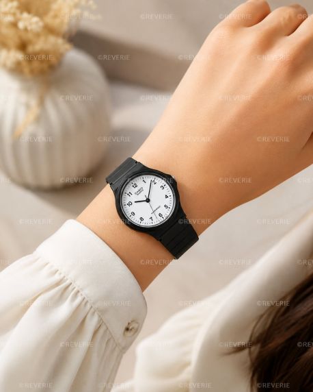 Witte wijzerplaat analoog horloge met zwarte hars kast | MQ-24-7BLLEG